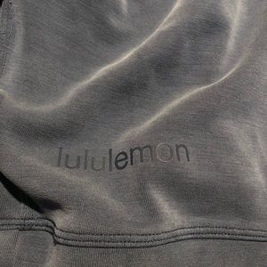 Lululemon cropped crew neck